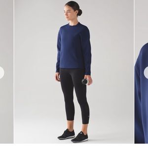 Lululemon Embrace The Space Crew
Hero Blue size 12